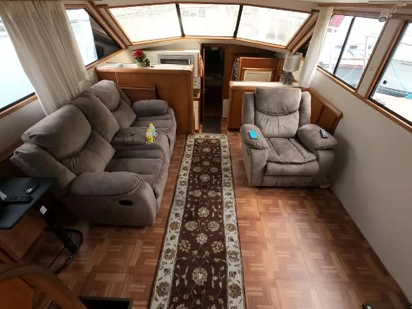 Slide: The Image of Californian 52 Cockpit Motor Yacht 1990 - 4