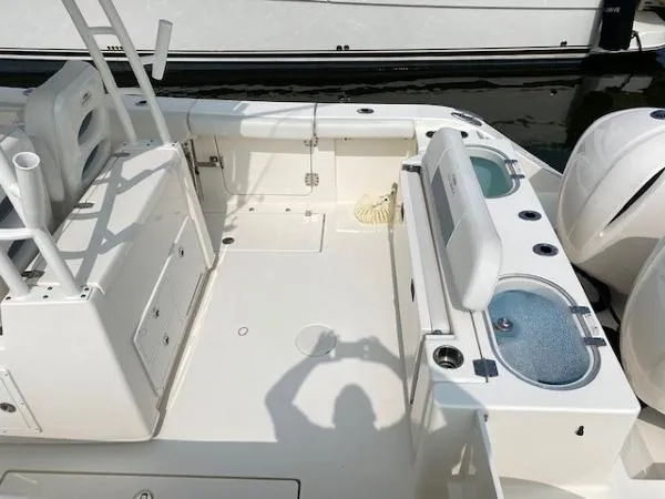 Slide: The Image of Cobia 301CC 2019 - 1