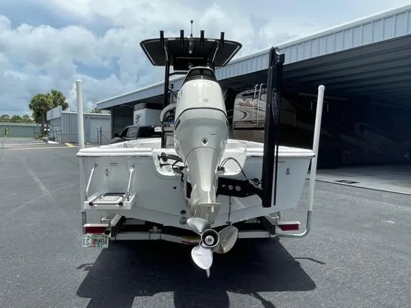 Slide: The Image of Sea Pro 228 Bay 2019 - 10