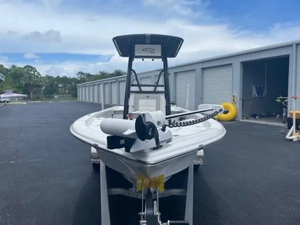 Slide: The Image of Sea Pro 228 Bay 2019 - 2