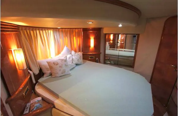 Slide: The Image of Azimut Flybridge 2009 - 9