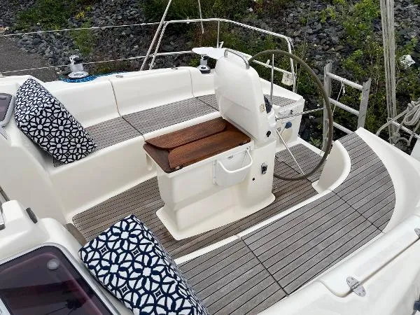 Slide: The Image of Bavaria 37 Cruiser 2007 - 4
