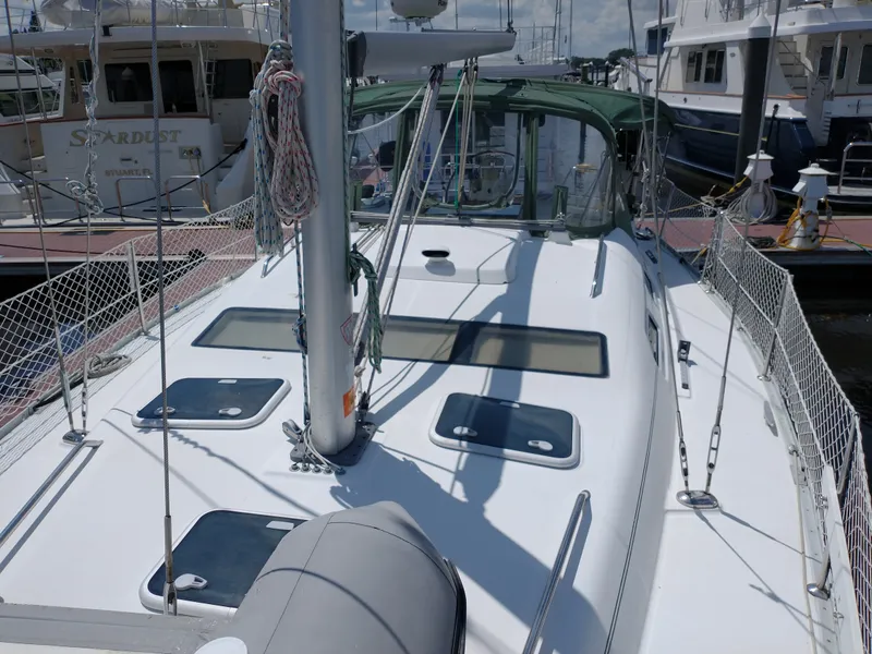 Slide: The Image of Beneteau 393 2002 - 3