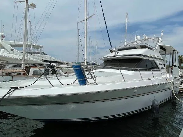 Slide: The Image of Sea Ray 440 Aft Cabin 1989 - 1