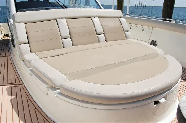 Slide: The Image of Boston Whaler 420 Outrage 2016 - 5