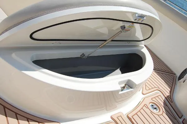 Slide: The Image of Boston Whaler 420 Outrage 2016 - 6