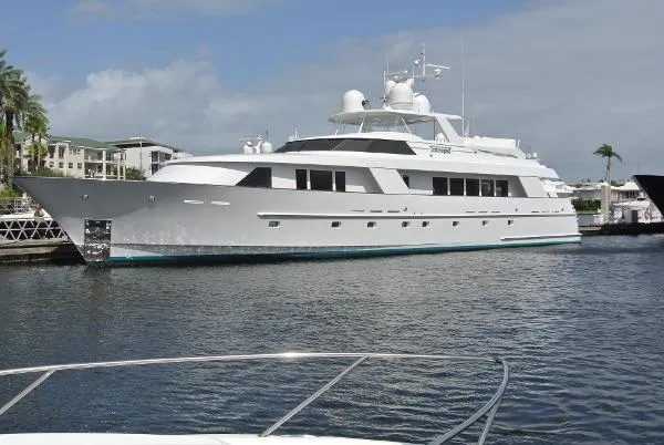 Slide: The Image of Delta 110 Raised Pilothouse 1994 - 0