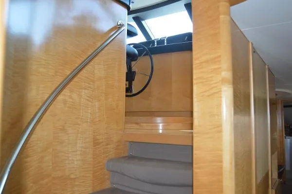 Slide: The Image of Delta 110 Raised Pilothouse 1994 - 9