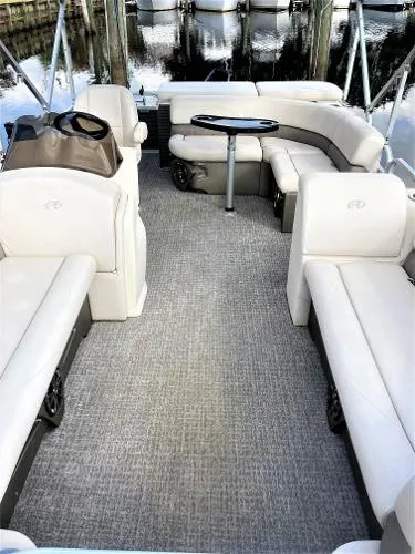 Slide: The Image of Avalon 2185 2019 - 3