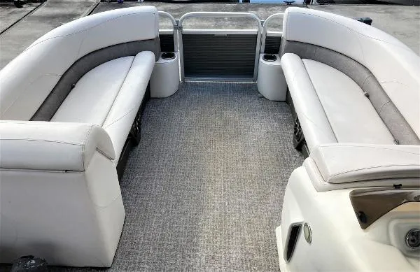 Slide: The Image of Avalon 2185 2019 - 4