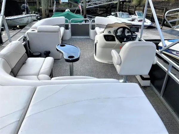 Slide: The Image of Avalon 2185 2019 - 7