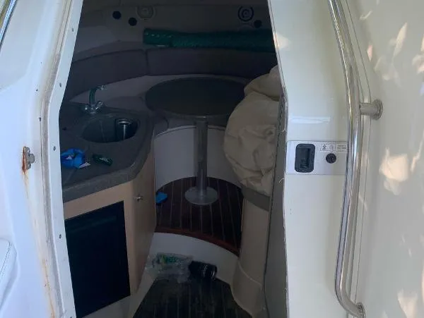 Slide: The Image of Boston Whaler Conquest 1999 - 6