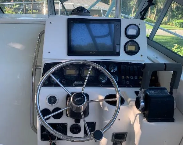 Slide: The Image of Boston Whaler Conquest 1999 - 8