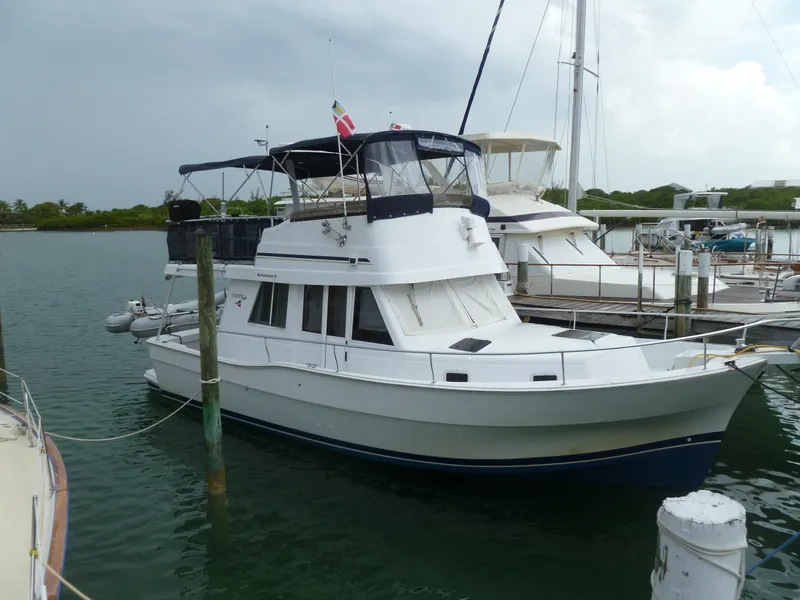 Slide: The Image of Mainship 350/390 Trawler 1999 - 1