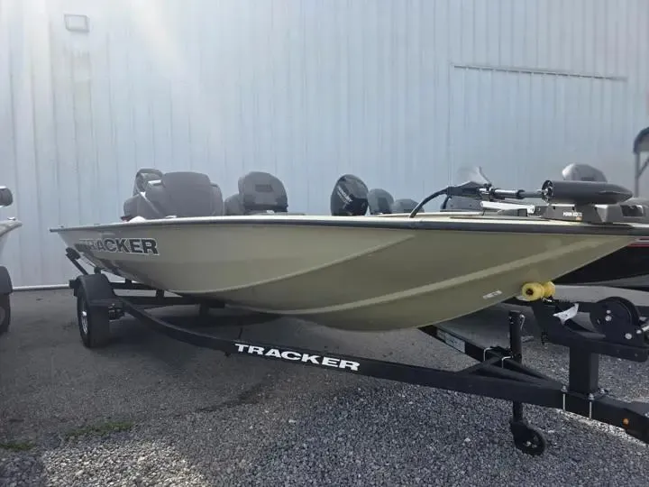 Slide: The Image of 2026 Tracker Pro Team 175 Crappie Edition on trailer. - 7