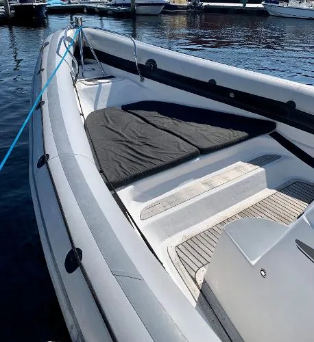 Slide: The Image of Protector Targa 35 2002 - 11