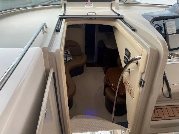 Slide: The Image of Sea Ray 40 Motor Yacht 2006 - 2