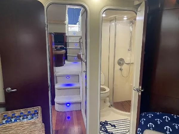 Slide: The Image of Sea Ray 40 Motor Yacht 2006 - 6