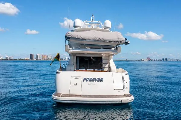 Slide: The Image of Azimut 68 FLYBRIDGE 2005 - 6