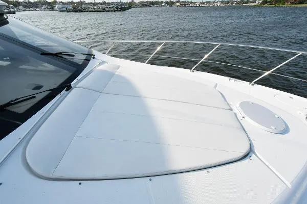 Slide: The Image of Carver Yachts 57 Voyager 2001 - 5