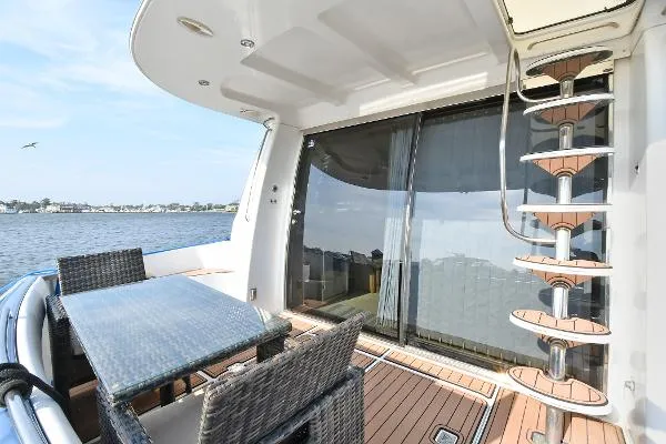 Slide: The Image of Carver Yachts 57 Voyager 2001 - 6
