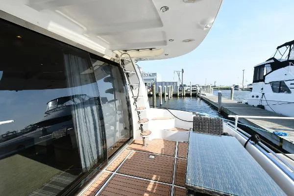 Slide: The Image of Carver Yachts 57 Voyager 2001 - 7