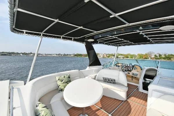 Slide: The Image of Carver Yachts 57 Voyager 2001 - 9
