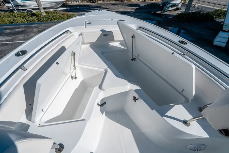 Slide: The Image of Interior view of Sea Hunt Ultra 229 boat, year 2026. - 19