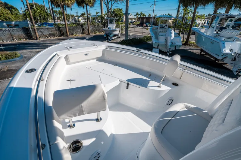 Slide: The Image of Interior view of Sea Hunt Ultra 229 boat, year 2026. - 18