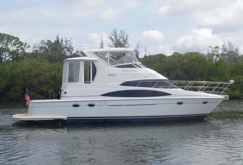 Slide: The Image of Carver Yachts 444 Cockpit Motor Yacht 2001 - 0