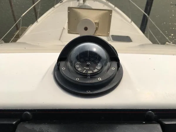 Slide: The Image of Bayliner 3818 Motor Yacht 1988 - 10