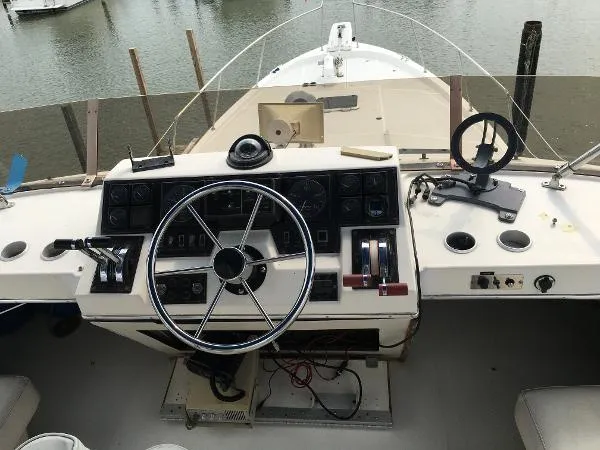 Slide: The Image of Bayliner 3818 Motor Yacht 1988 - 8