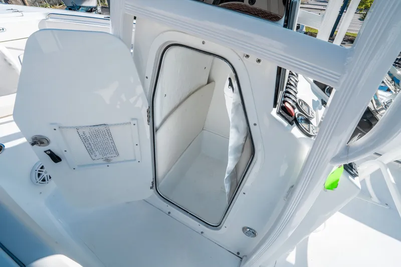Slide: The Image of Interior of Sea Hunt Ultra 229, model year 2026. - 16