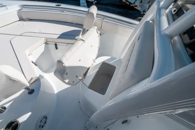 Slide: The Image of Interior of Sea Hunt Ultra 229 boat, year 2026. - 22