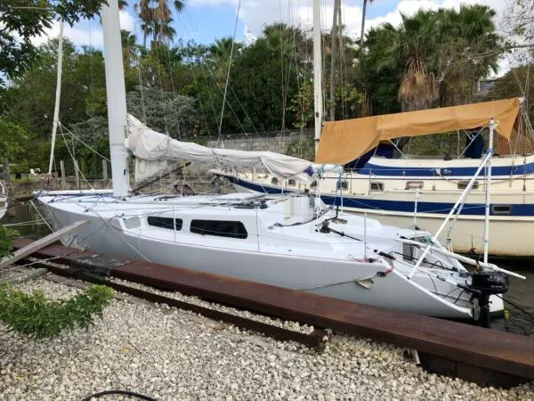 Slide: The Image of Custom Cruiser Sloop 2005 - 1