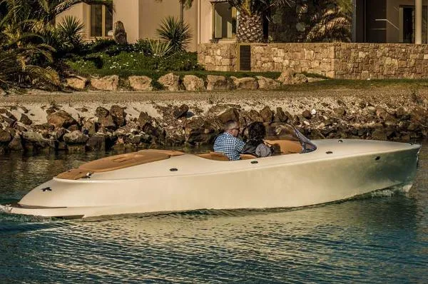 Slide: The Image of Seven Seas Hermes Speedster 2019 - 7