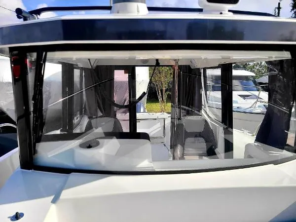 Slide: The Image of Jeanneau NC 795 Sport 2020 - 10