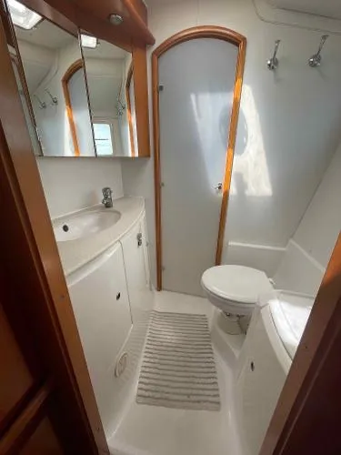 Slide: The Image of Lagoon 440 Owners Version 2007 - 9