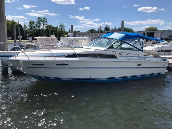 Slide: The Image of Sea Ray 310 Sundancer 1983 - 1