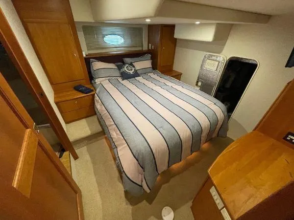 Slide: The Image of Silverton 453 Motor Yacht 2000 - 7