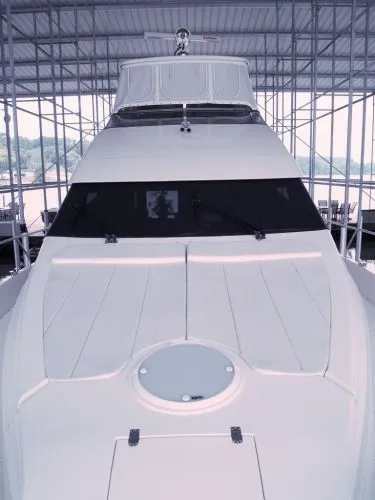 Slide: The Image of Carver Yachts Marquis 2004 - 5