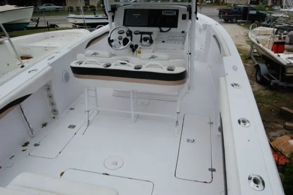 Slide: The Image of Donzi 32 ZF w/275hp Verados 2006 - 6