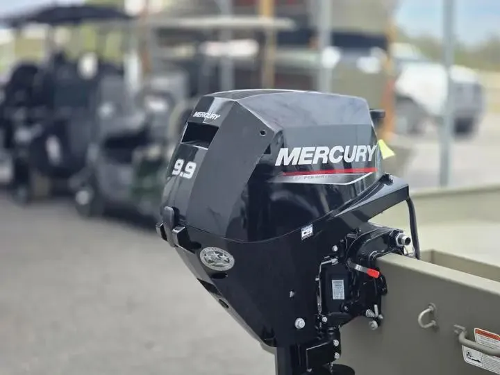 Slide: The Image of Mercury 9.9 outboard motor on Tracker Grizzly 15 Jon 2026. - 5