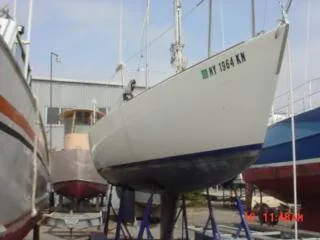 Slide: The Image of J Boats J/27 1985 - 2
