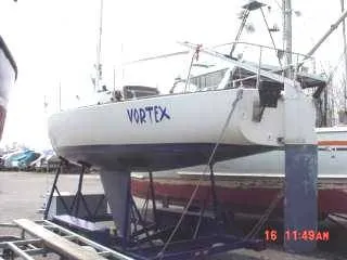 Slide: The Image of J Boats J/27 1985 - 6