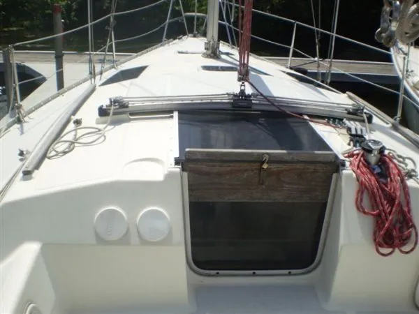 Slide: The Image of Hunter 30 1990 - 3