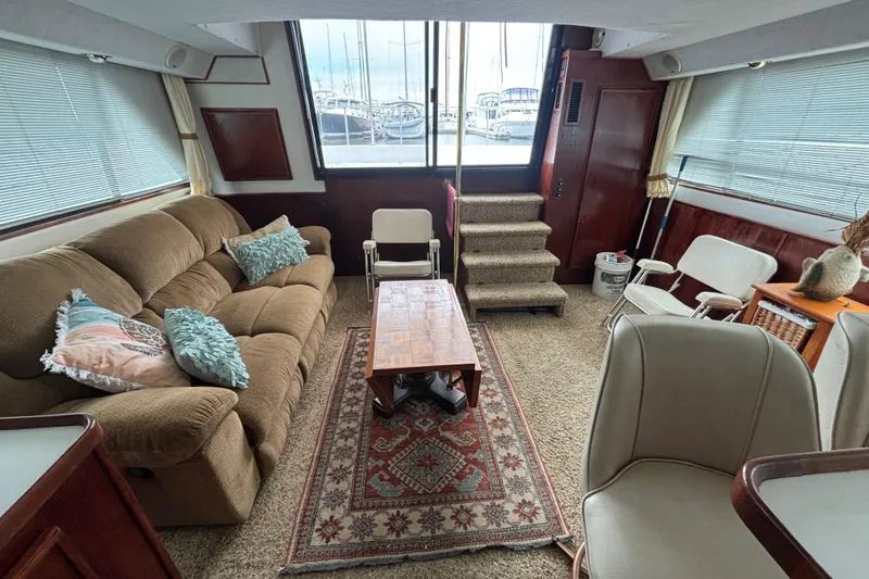 Slide: The Image of 1994 Harbor Master 52 Coastal Cruiser Aft Lower Salon looking aft - 16