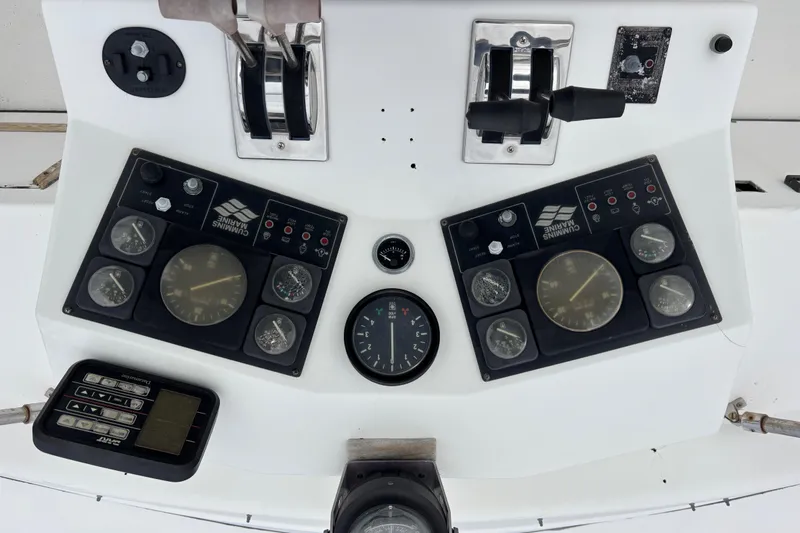 Slide: The Image of 1994 Harbor Master 52 Coastal Cruiser Upper Helm Gauges - 4