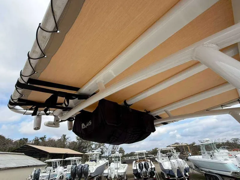 Slide: The Image of Tidewater 210 Adventure 2020 - 14