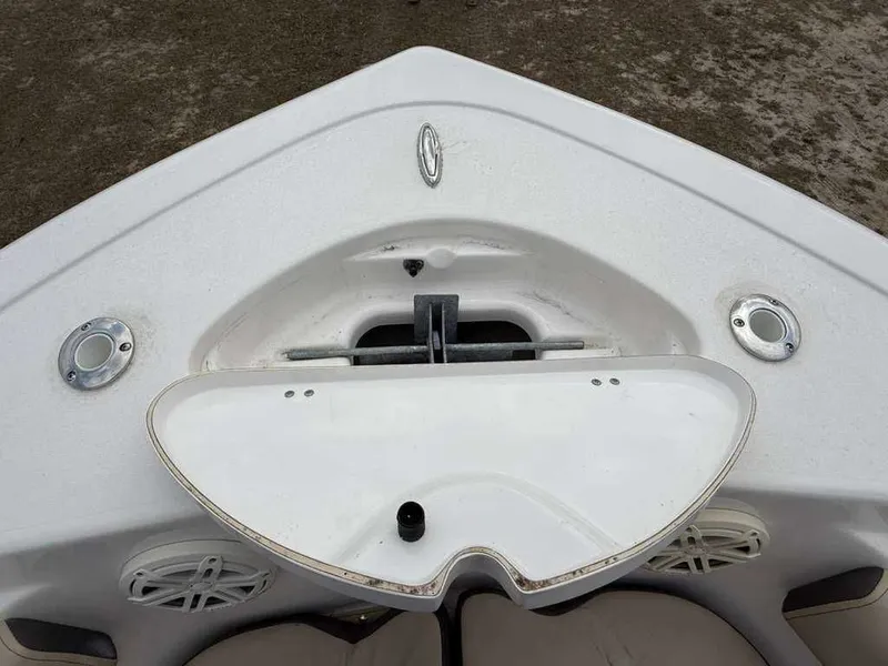 Slide: The Image of Tidewater 210 Adventure 2020 - 22